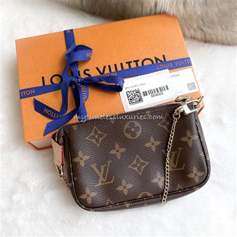 louis vuitton mini multi pochette|louis vuitton monogram mini pochette.